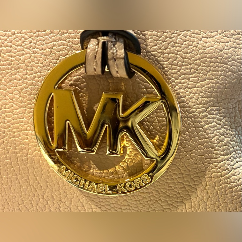 Michael Kors Double Zip Satchel  Crossbody And Double Handle Beige - Picture 15 of 16
